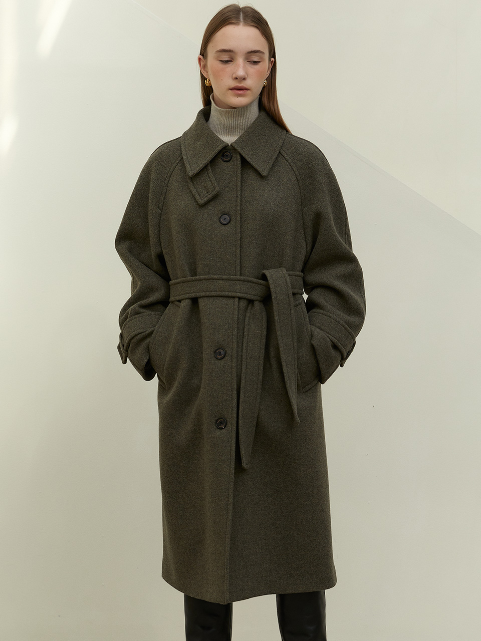 [Low in stock]GRETA over-sized classic balmacaan wool coat_Moss green