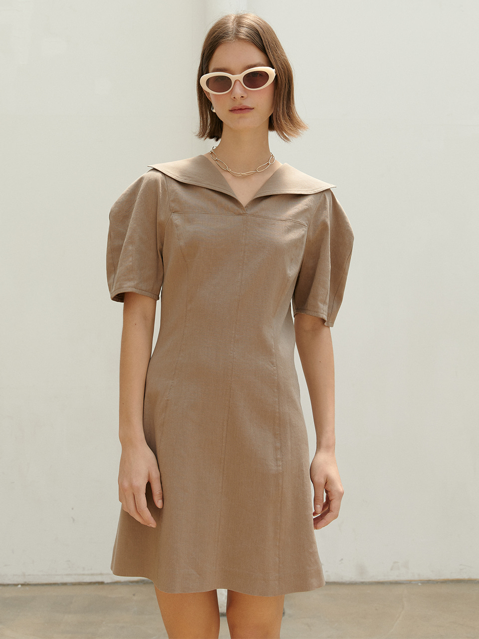 LISA volume sleeved mini dress_COCOA BROWN