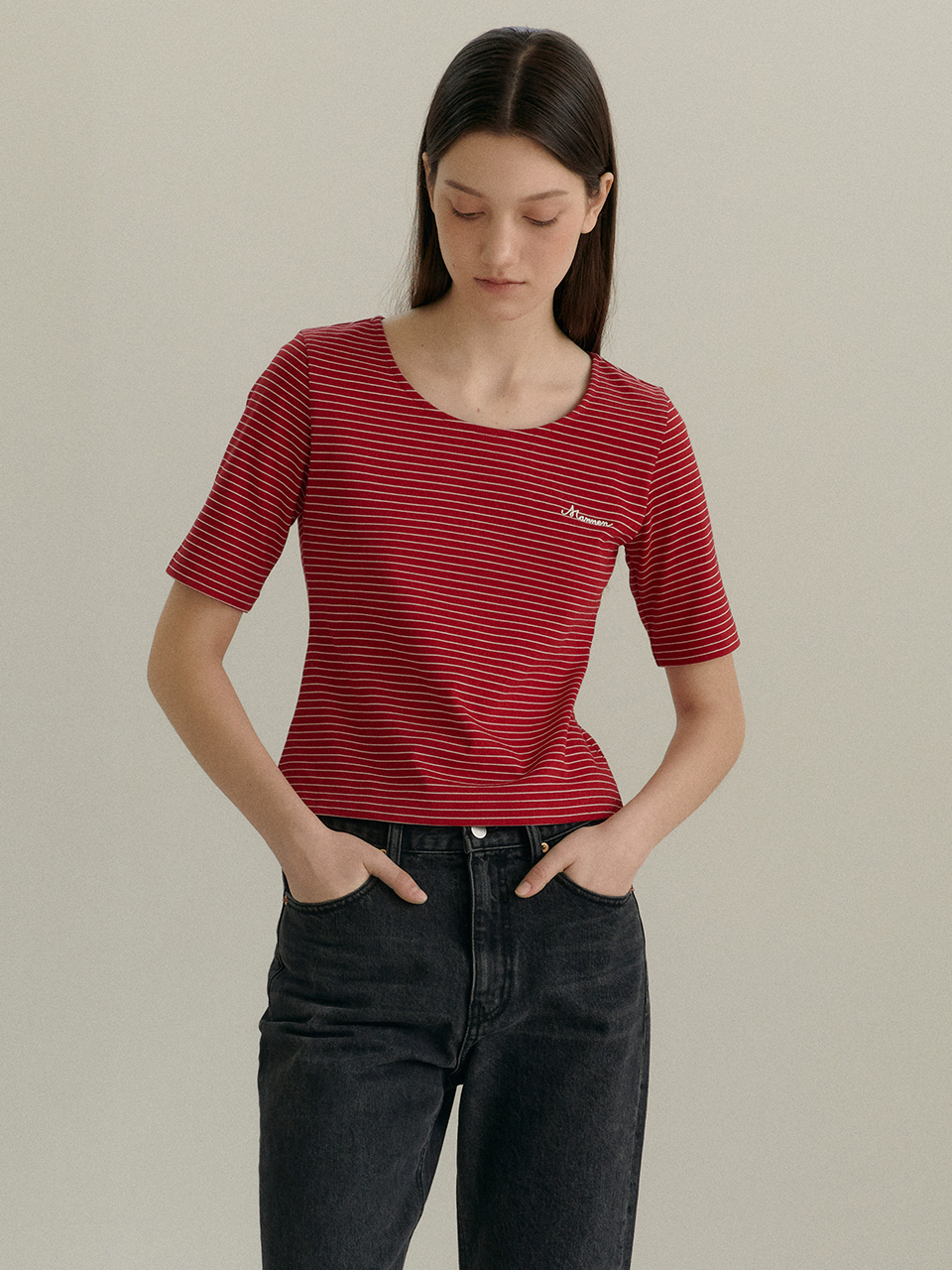 MANNON U-Neck Pin Stripe T-Shirt_Retro Red