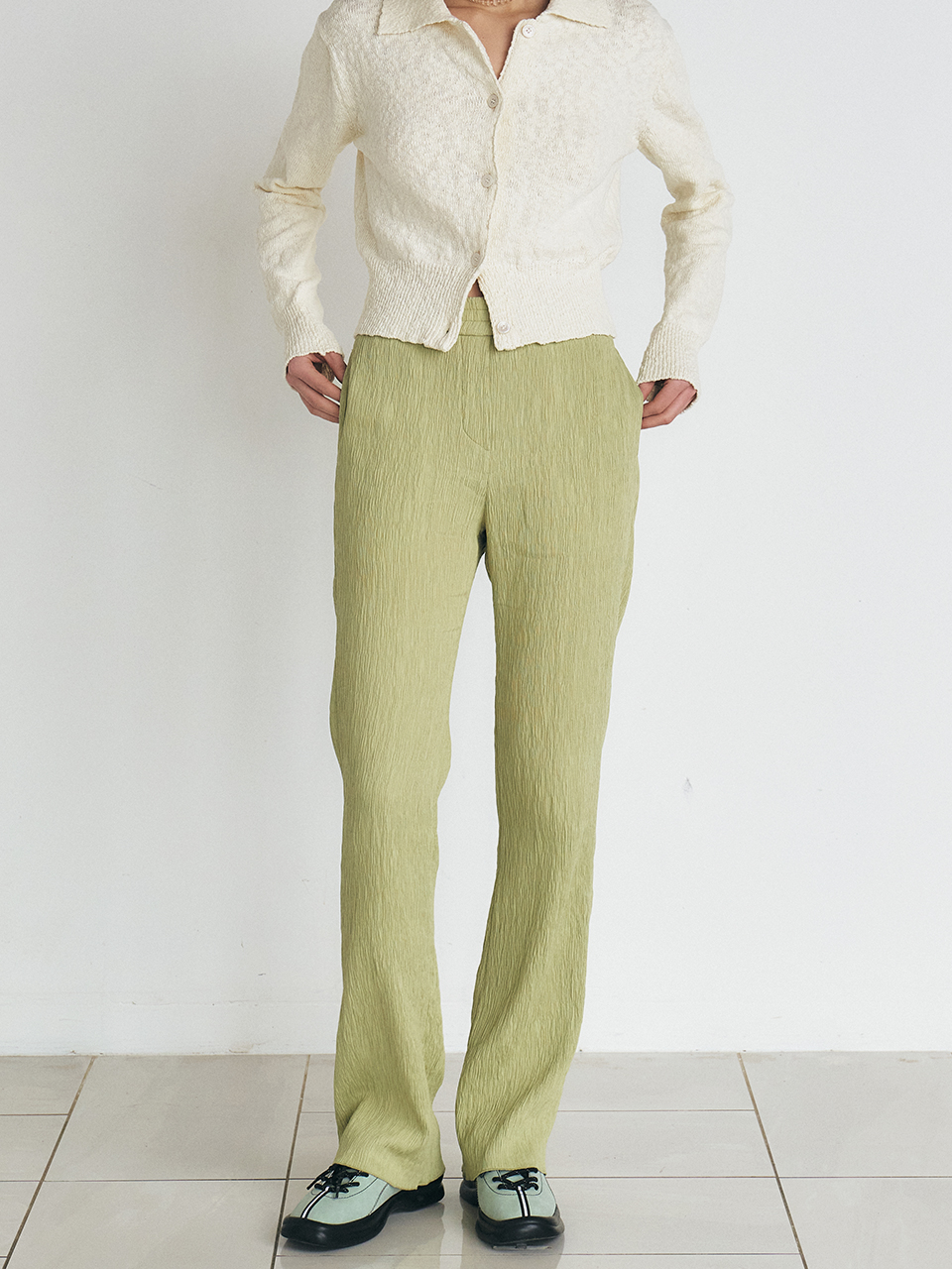 MANNON pleats flare long pants_Sage green