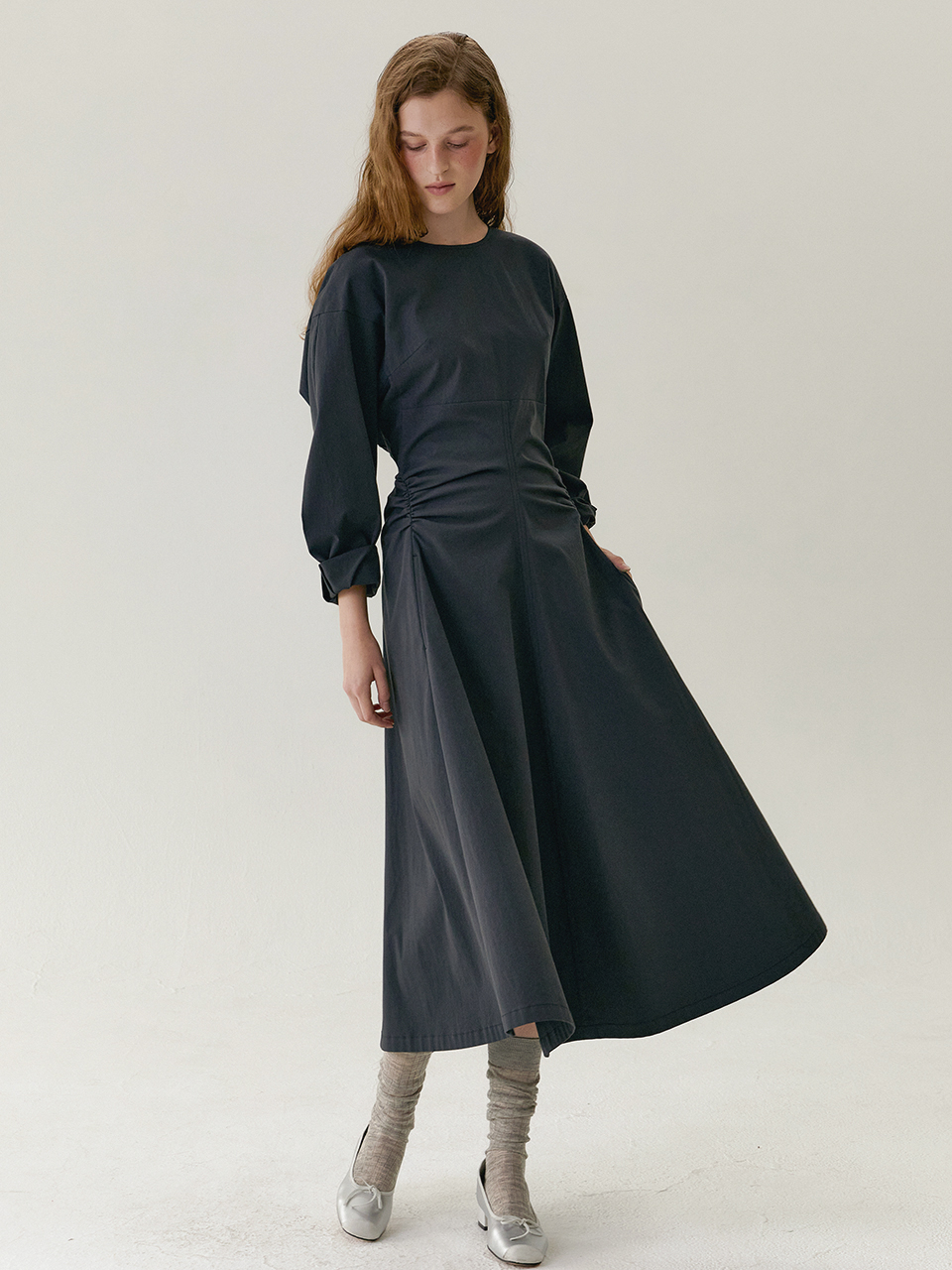 MOSS dolman sleeve side shirring long dress_Charcoal Grey